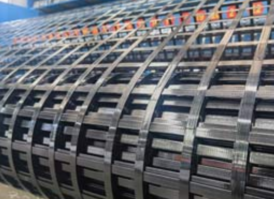 牟平钢塑土工格栅：基建“隐形脊梁”的绿色智造与长寿命进化论